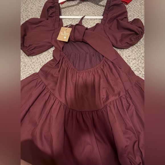 Puff Sleeve Tiered Dress - Burgundy - Picture 2 of 3